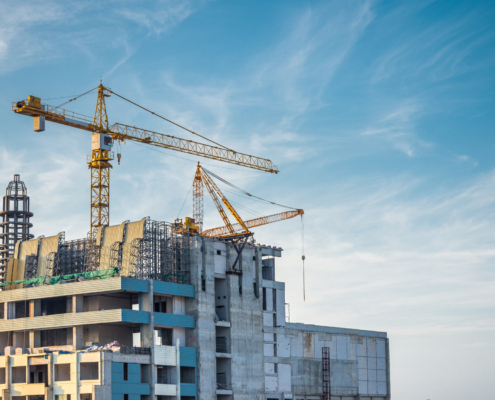 The Importance of Crane Use and Proper Crane Accessories in Office Building Construction
